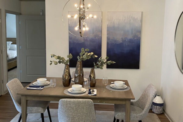 dining 2-straight